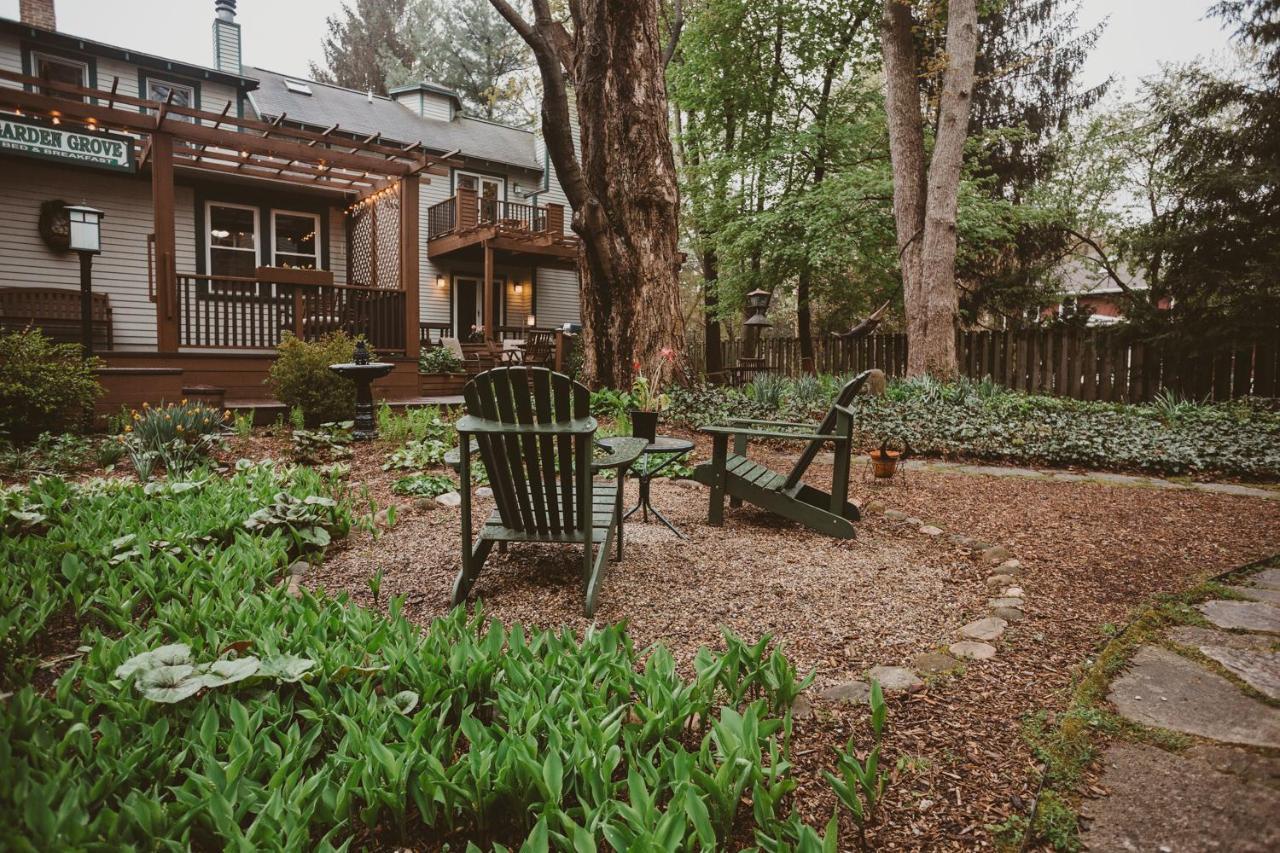 Union Pier Garden Grove Inn Bed And Breakfast מראה חיצוני תמונה