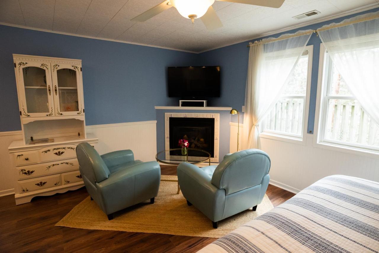 Union Pier Garden Grove Inn Bed And Breakfast מראה חיצוני תמונה