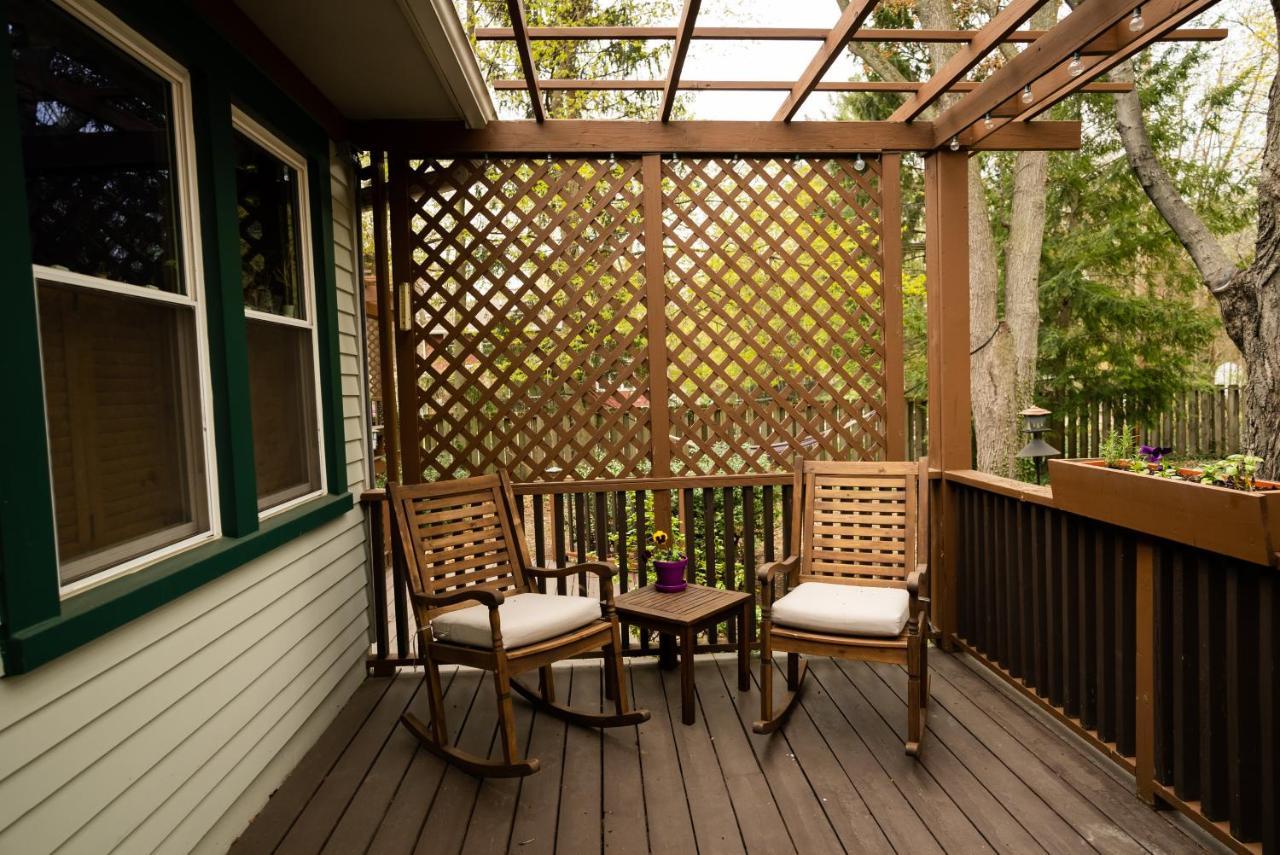 Union Pier Garden Grove Inn Bed And Breakfast מראה חיצוני תמונה