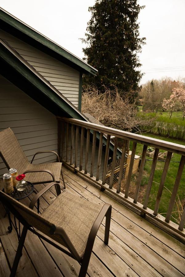 Union Pier Garden Grove Inn Bed And Breakfast מראה חיצוני תמונה